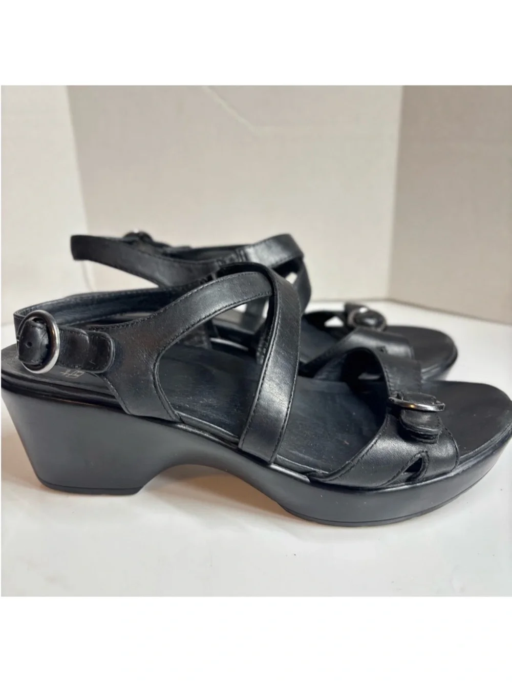 Dansko Women's Julie Black Full Grain Leather Slingback Sandals Size 7.5